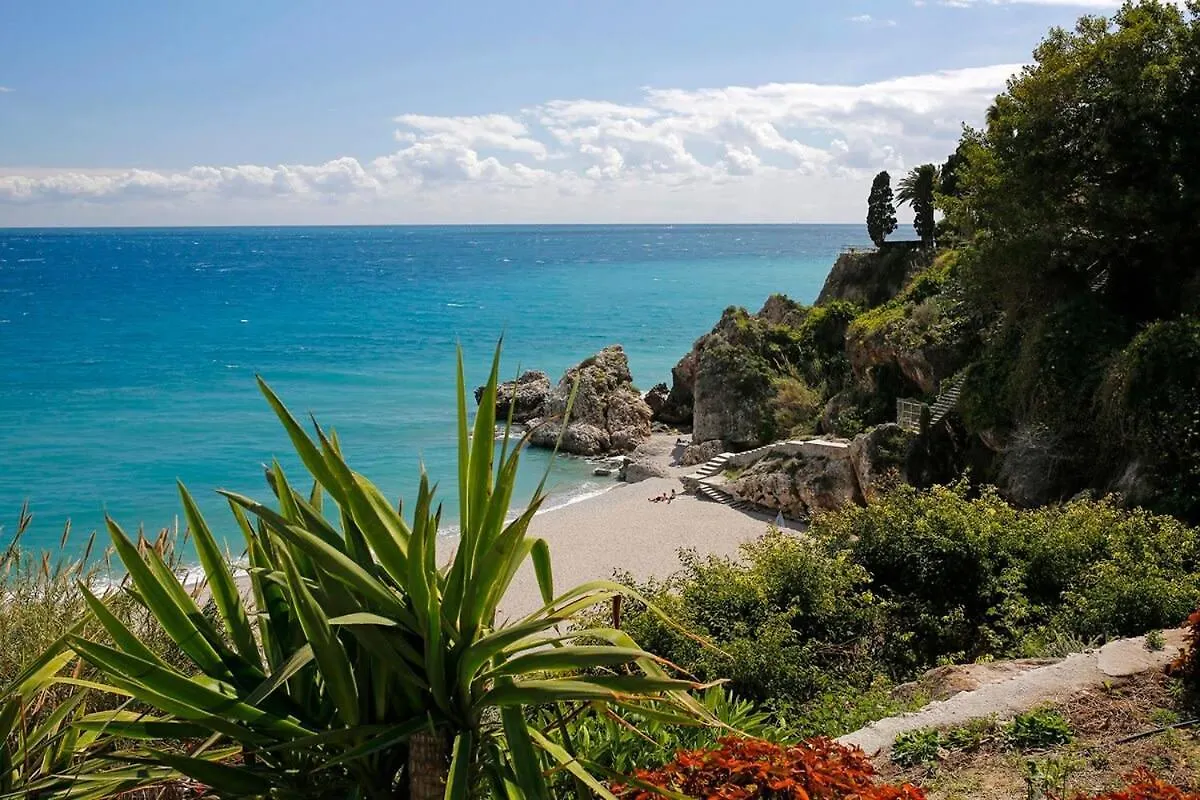 Las Flores De Burriana Nerja Spain
